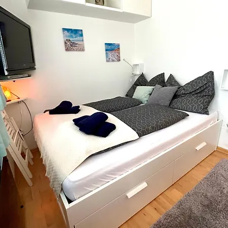 Mit Sauna Und Pool 公寓 斯拉德明